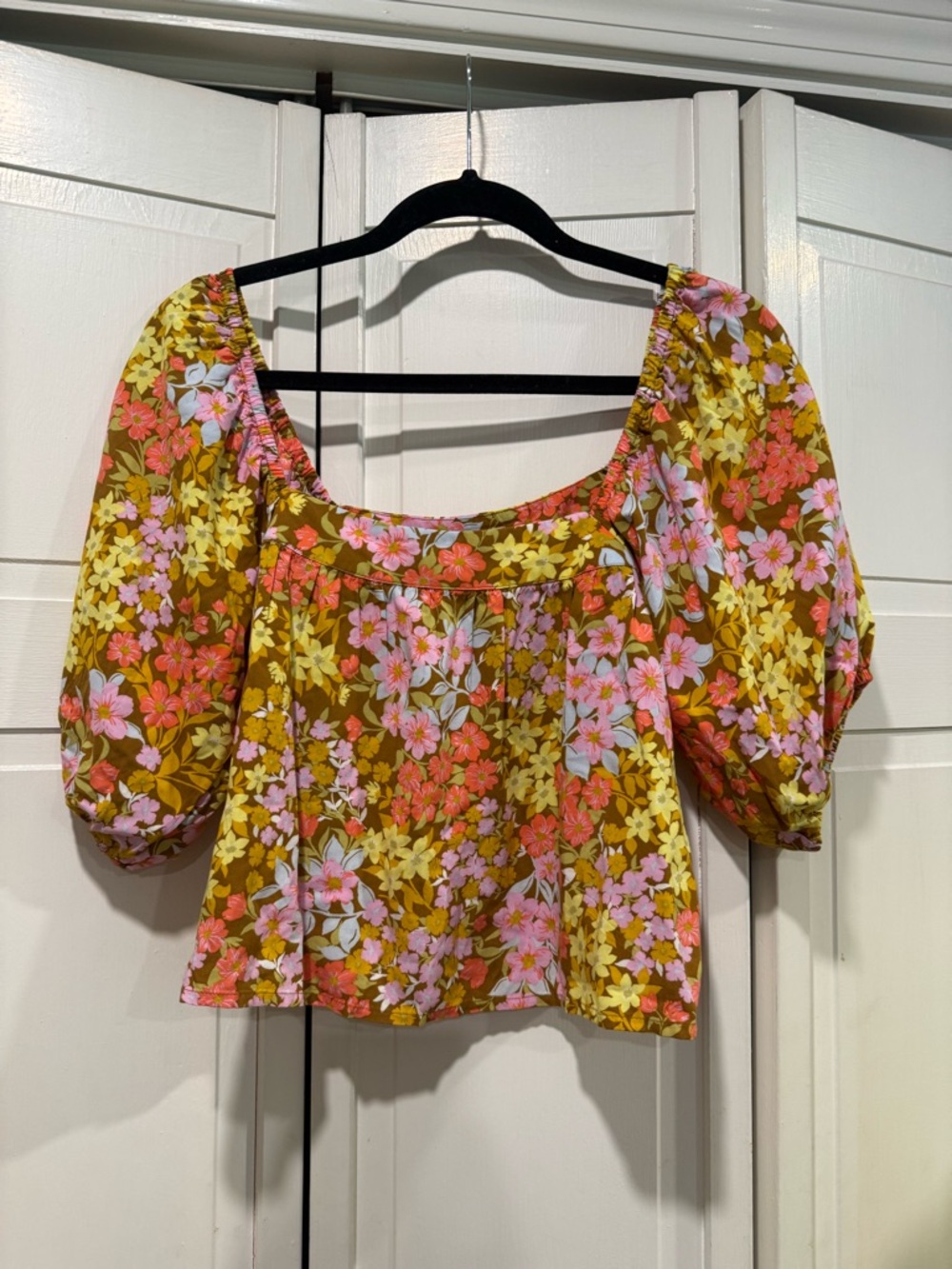 Billabong blouse size small Like‎ new!